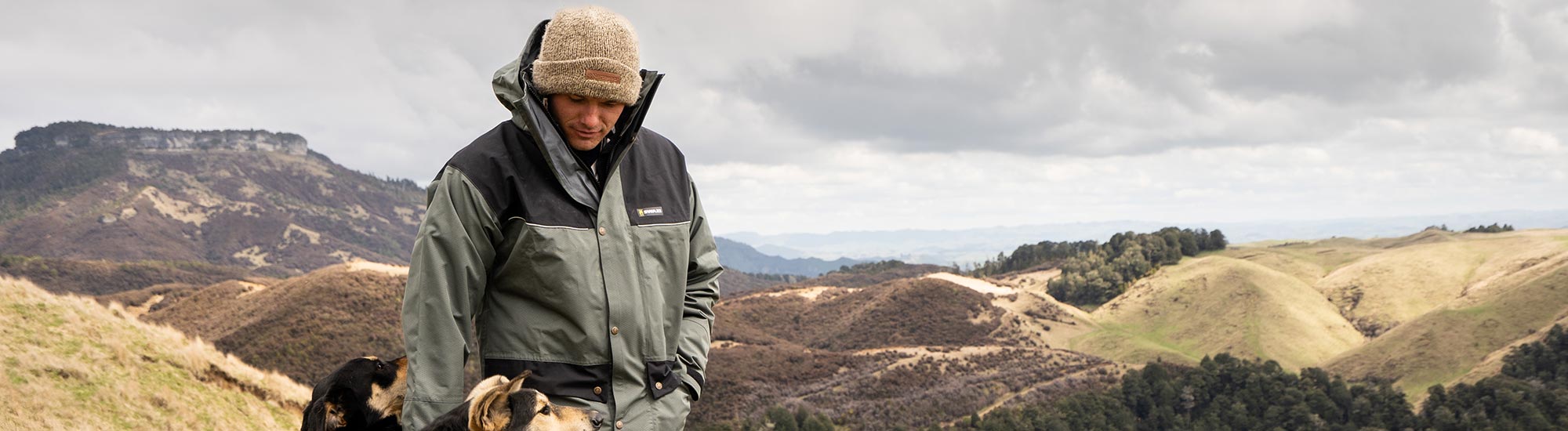 Banner_OutdoorClothing-V3.jpg