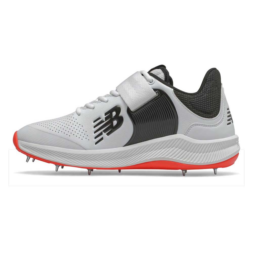 new balance cricket studs