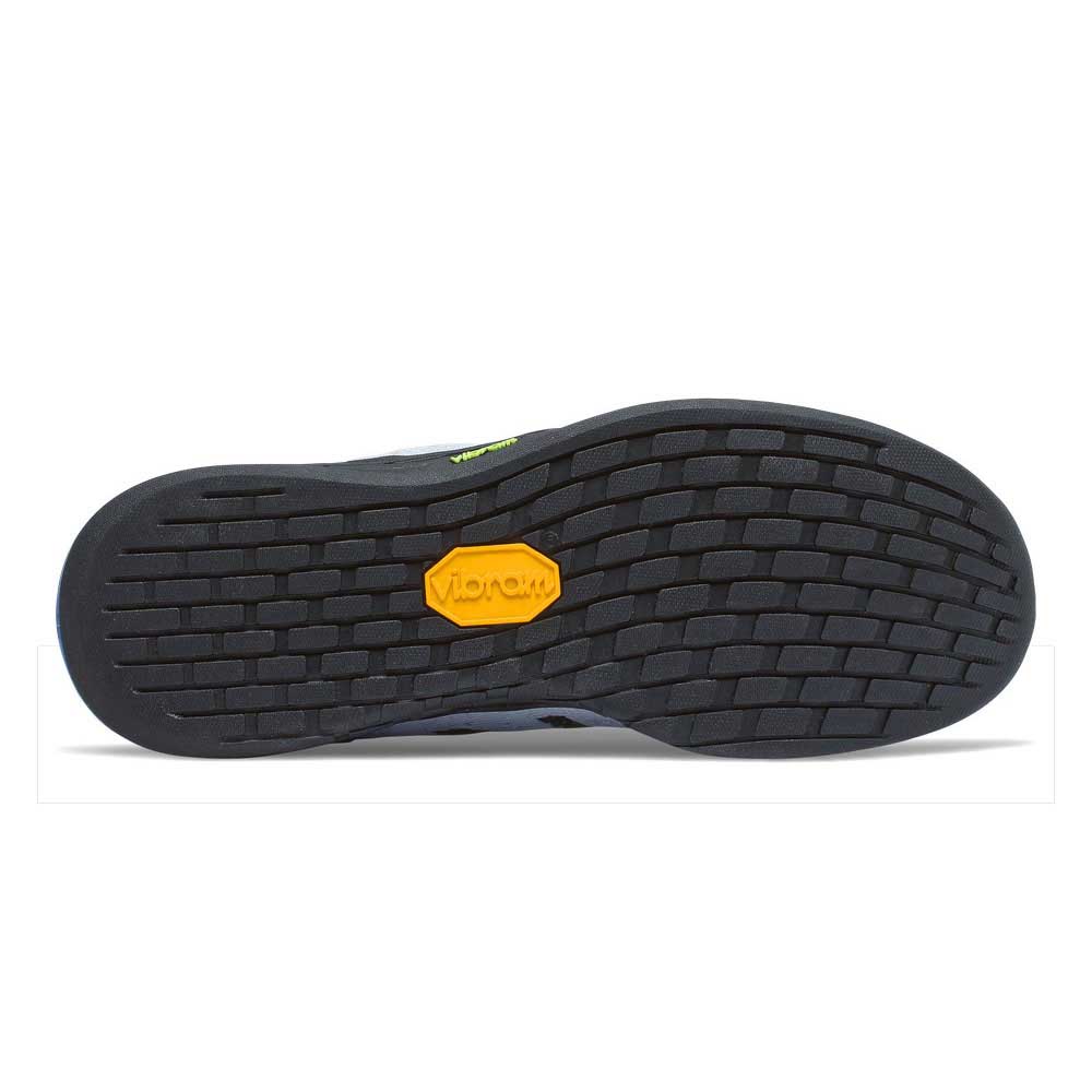 new balance minimus prevail womens