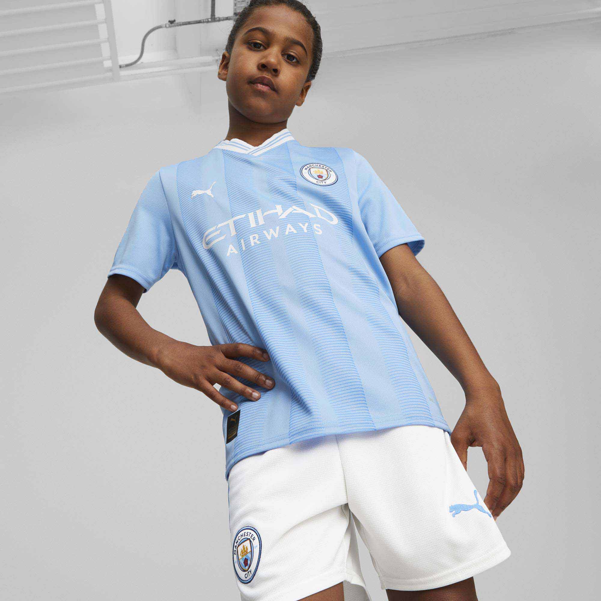Puma Youth Manchester City Home Replica Jersey