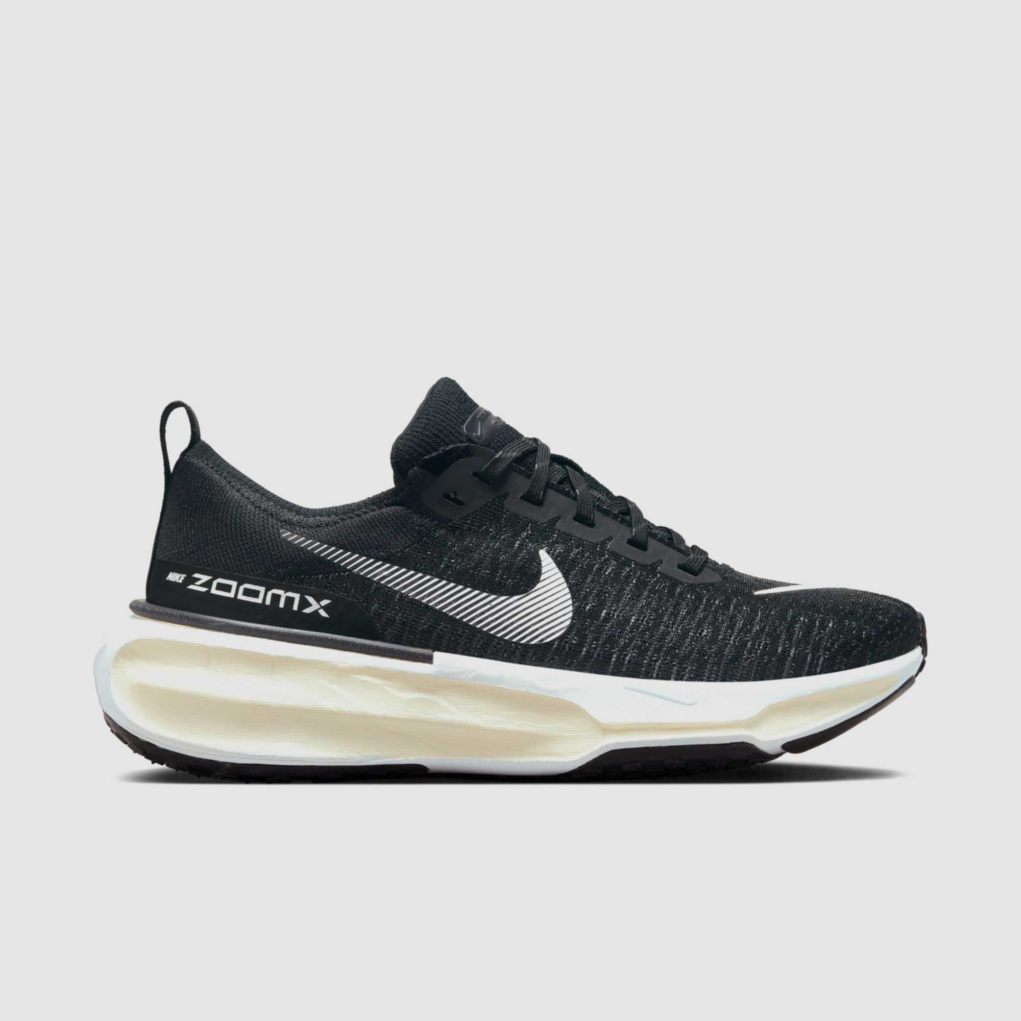Nike Womens Invincible 3 Running Shoes