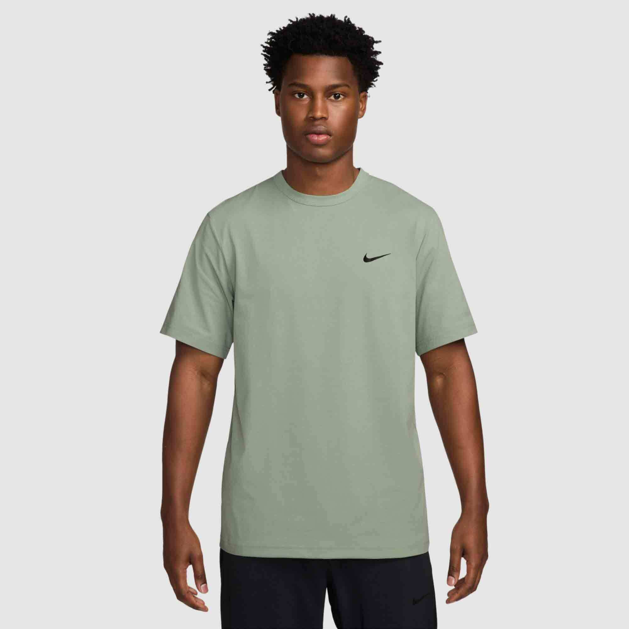 Nike Mens Hyverse Dri-Fit UV Versatile Tshirt