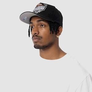 Mitchell & Ness Mens Pigskin Session Los Angeles Raiders Cap