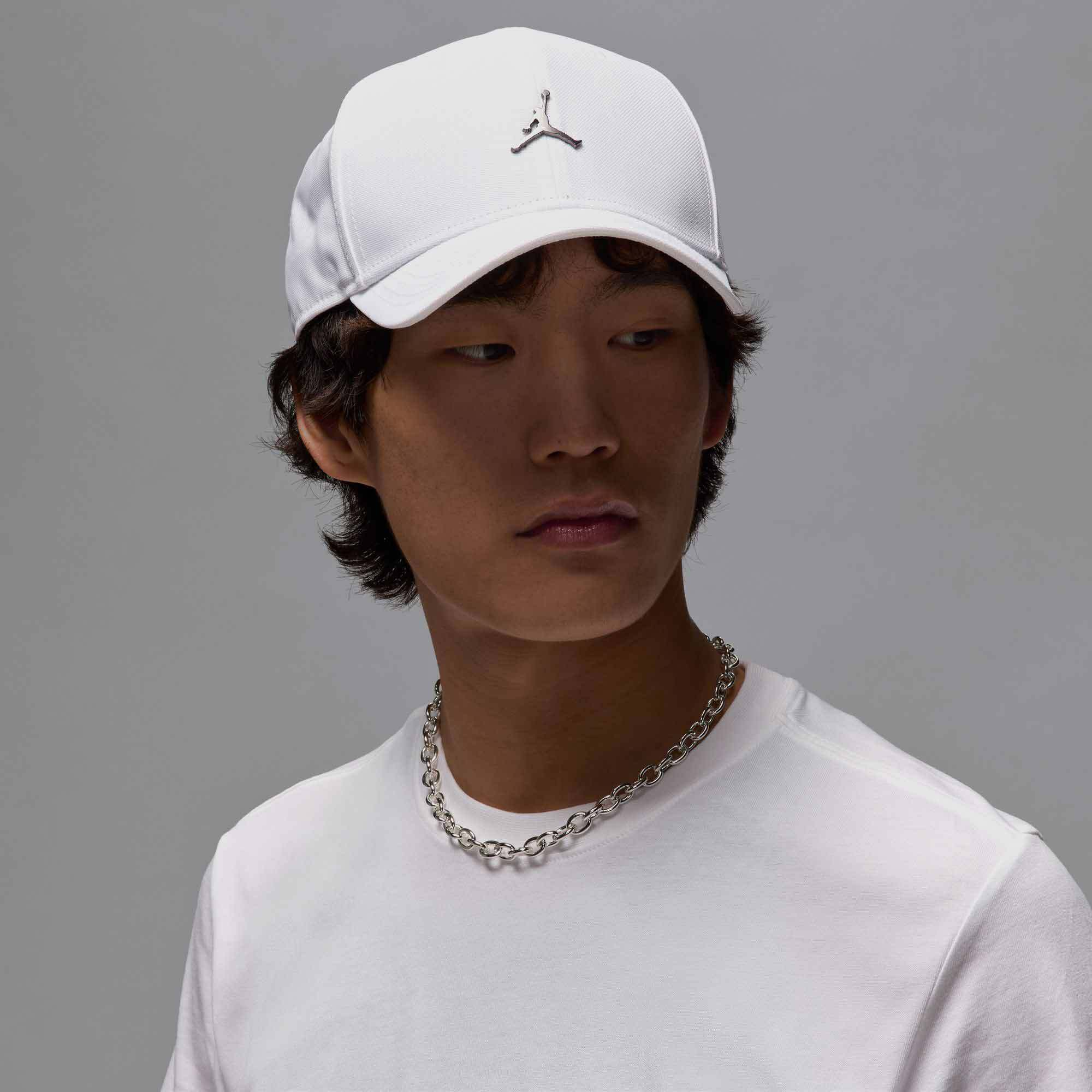 White/Gunmetal