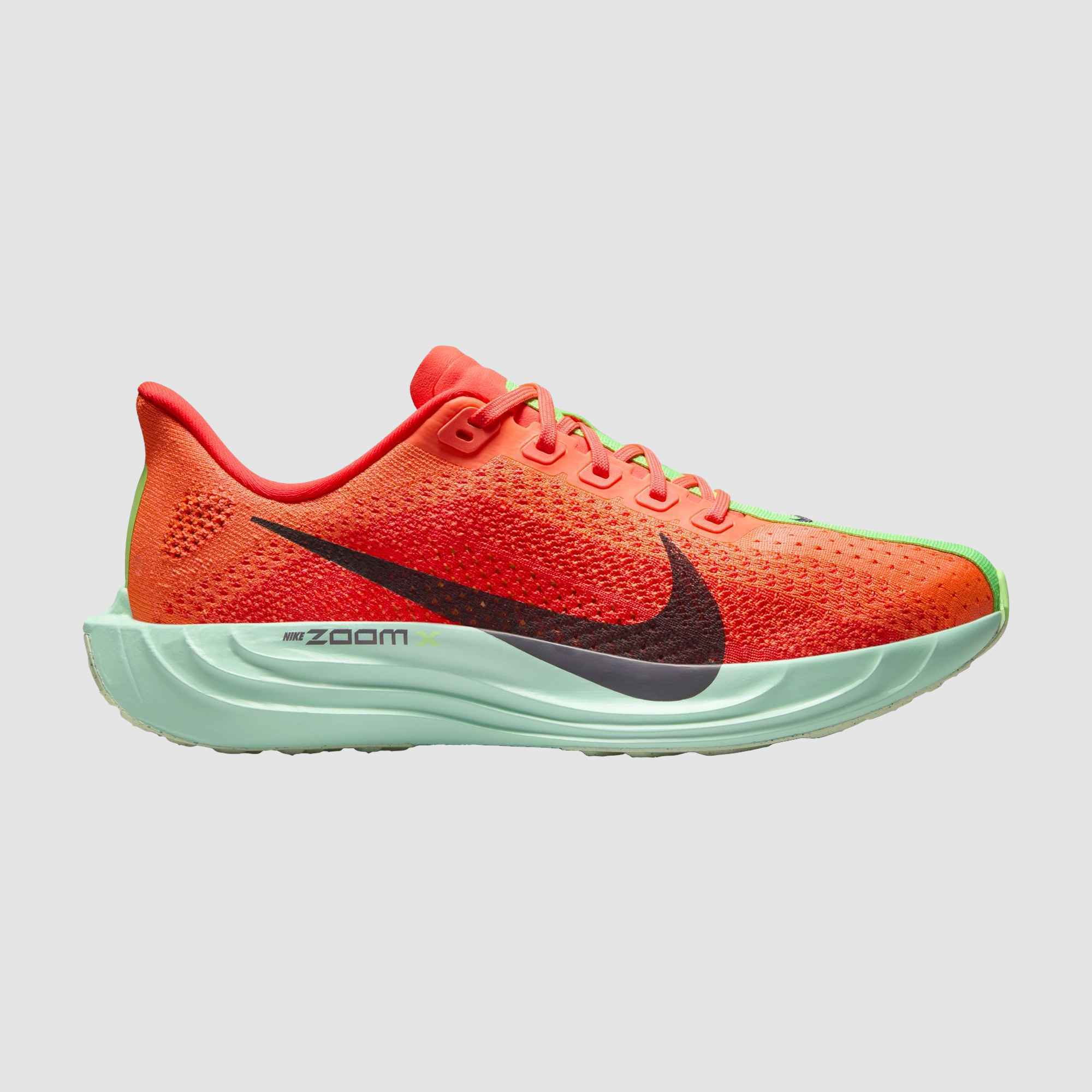Nike Womens Pegasus Plus Running Shoes