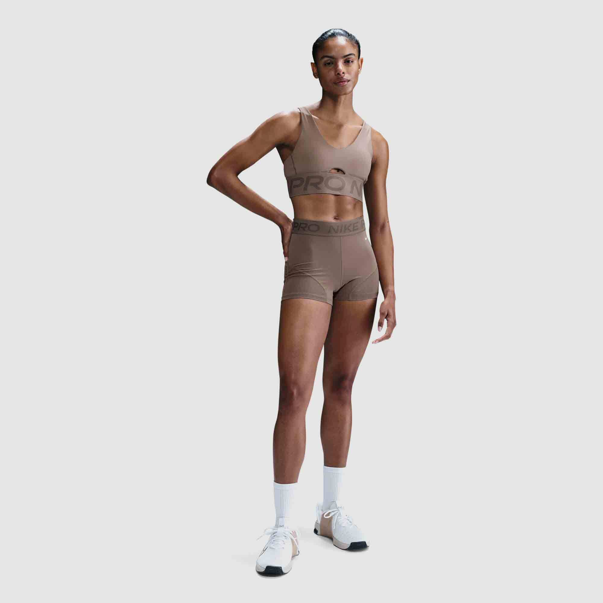 Brown/White
