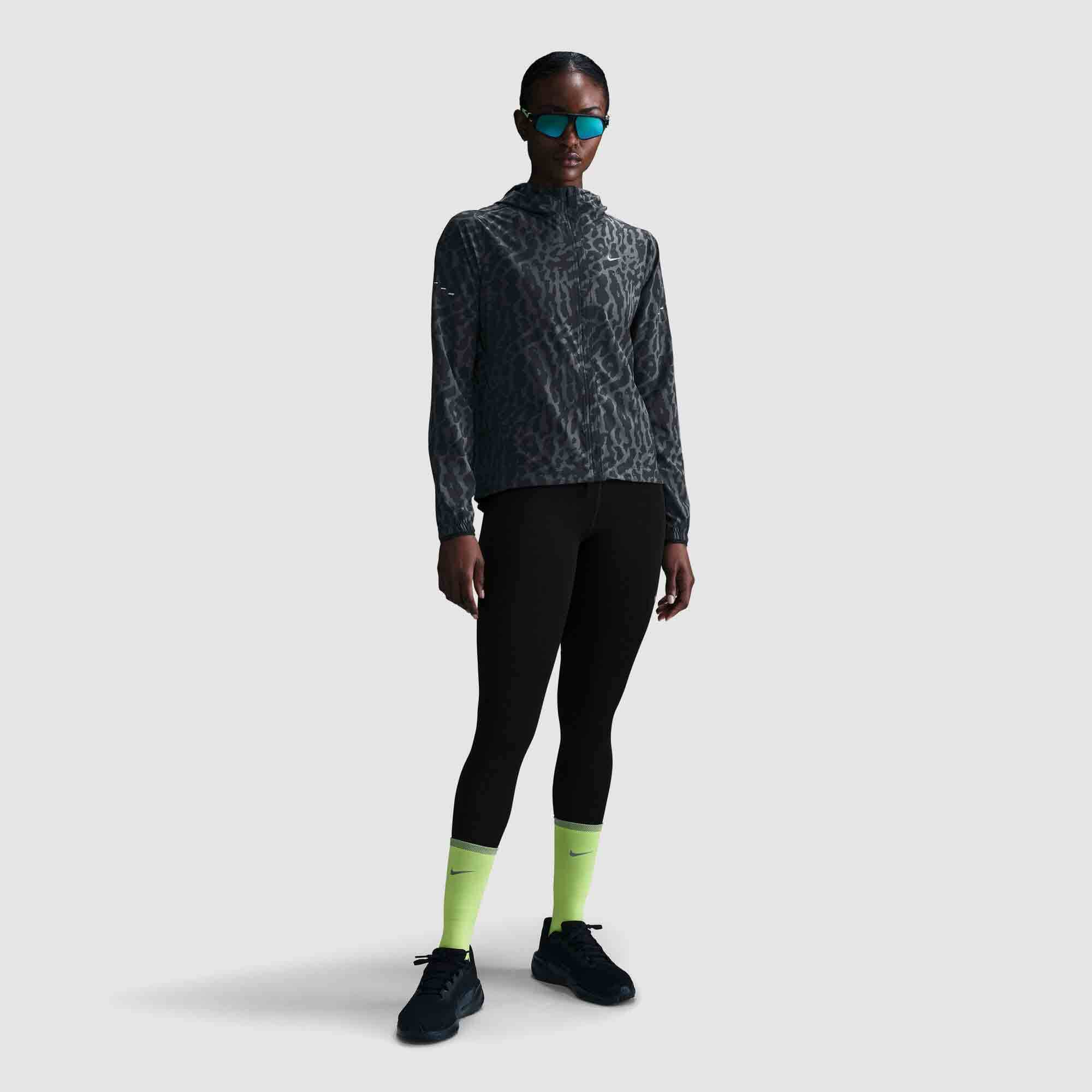 Black/Reflective