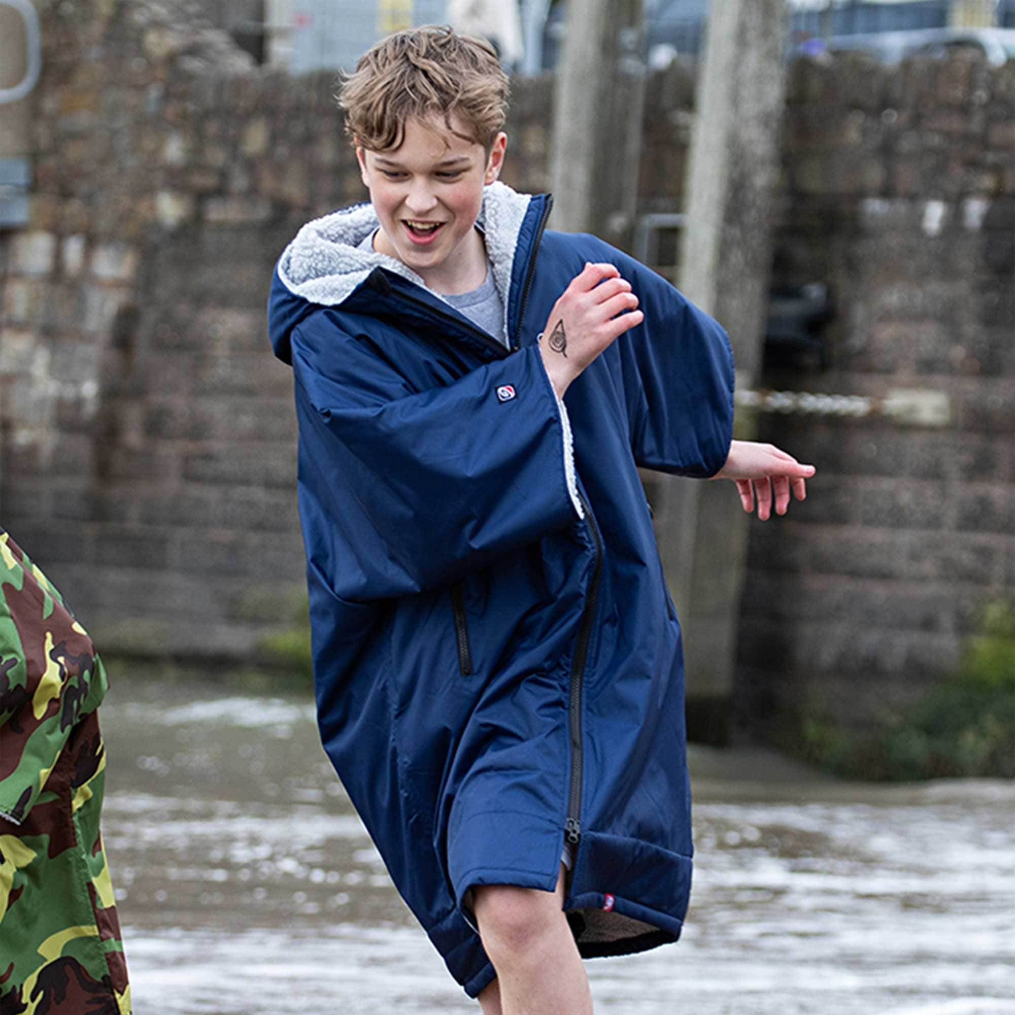 dryrobe Kids Short Sleeve | Rebel Sport
